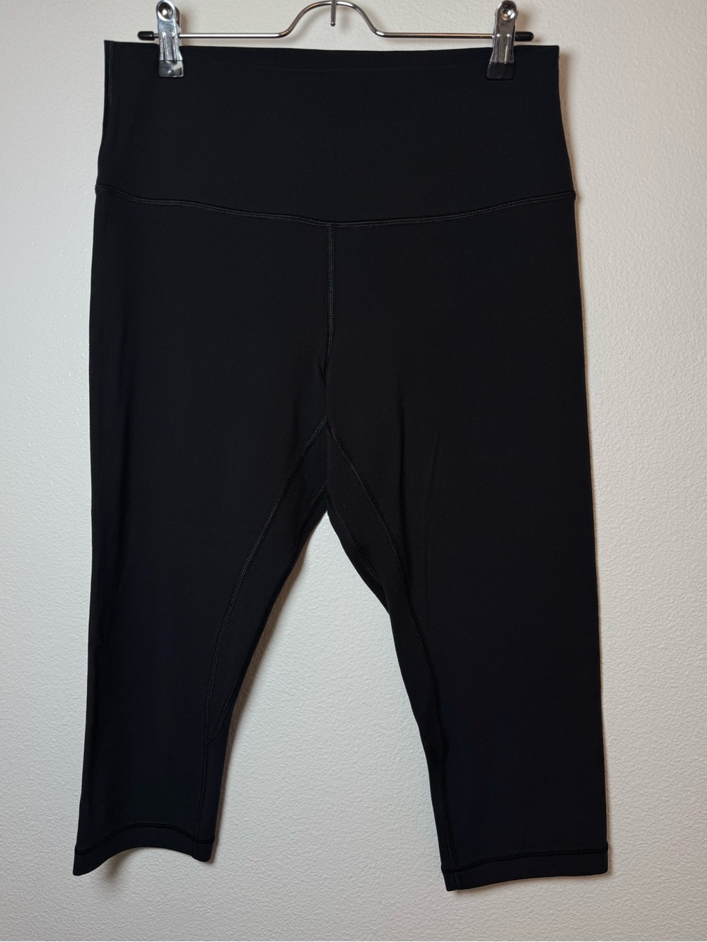 Lululemon Align Black cropped leggings size 12